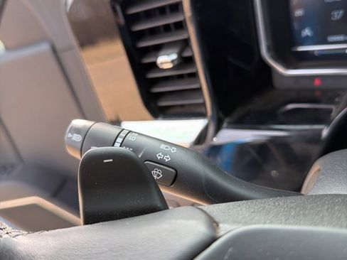 Used 2022 Chevrolet Silverado 1500 LT Trail Boss image 29