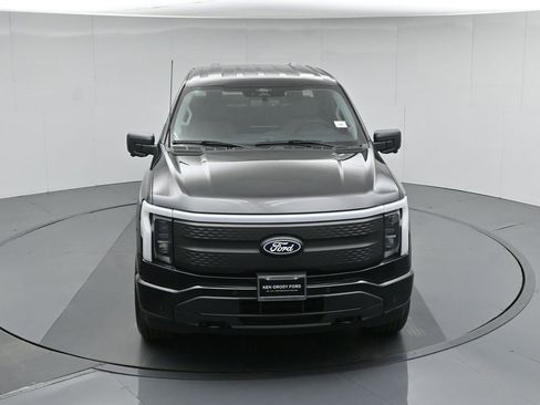 New 2025 Ford F150 Lightning Flash image 38