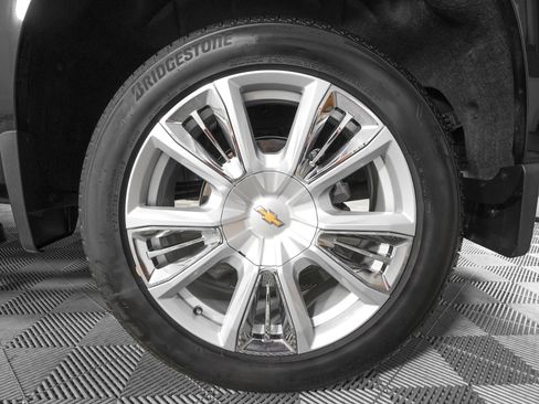 Used 2026 Chevrolet Silverado 1500 High Country w/ High Country Premium Package RWD image 32