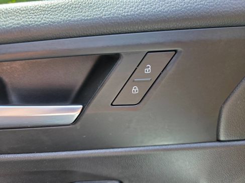 Used 2019 Volkswagen Jetta S FWD image 11