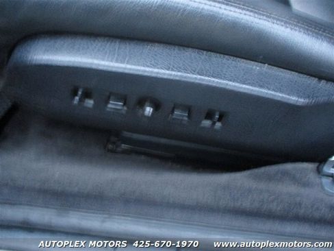 Used 1992 Cadillac Allante image 29