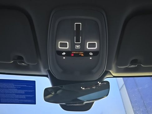 New 2026 Volvo XC60 B5 Plus w/ Climate Package image 21