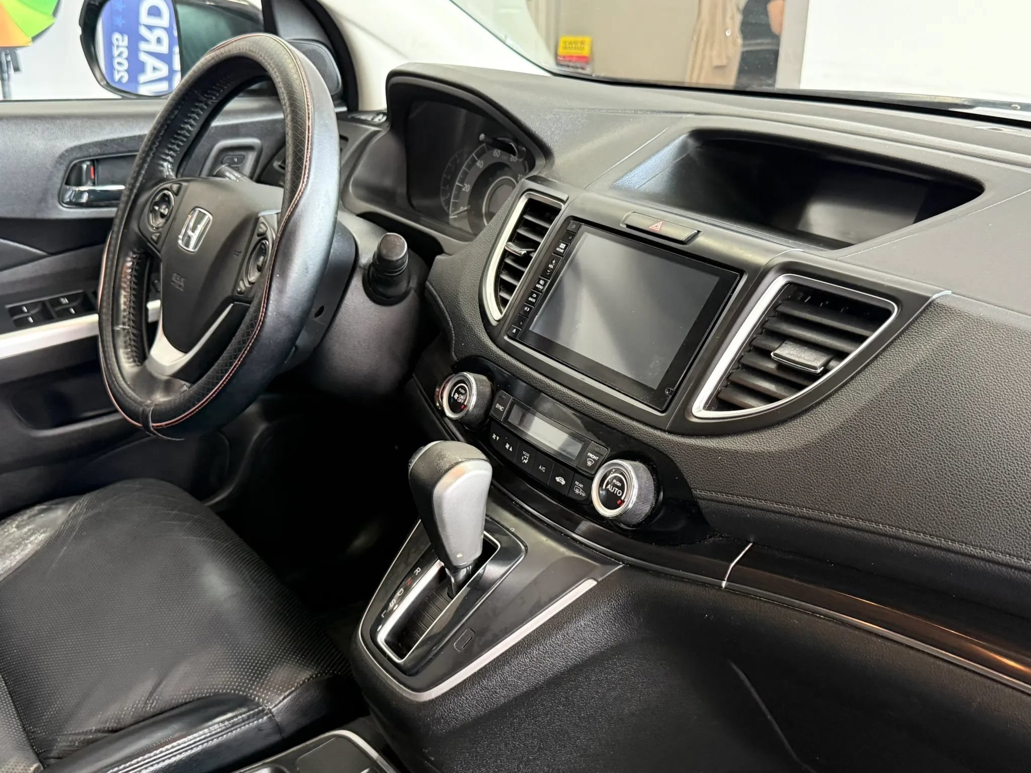 Used 2015 Honda CR-V Touring image 60