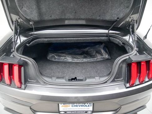 Used 2020 Ford Mustang Convertible RWD image 12