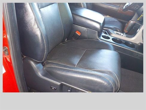 Used 2012 Toyota Tundra Limited w/ Platinum Pkg AWD/4WD image 37