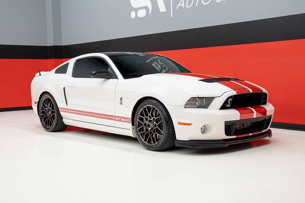 Used 2013 Ford Mustang Shelby GT500 RWD image 49
