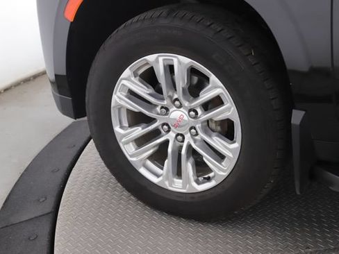 Used 2022 GMC Yukon XL Denali w/ Max Trailering Package AWD/4WD image 14