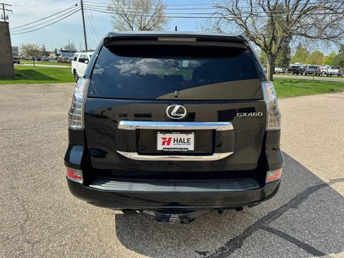 Used 2016 Lexus GX 460 w/ Premium Package AWD/4WD image 8