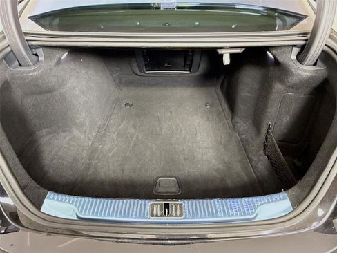 Used 2022 Mercedes-Benz S 500 4MATIC w/ AMG Line Package image 23