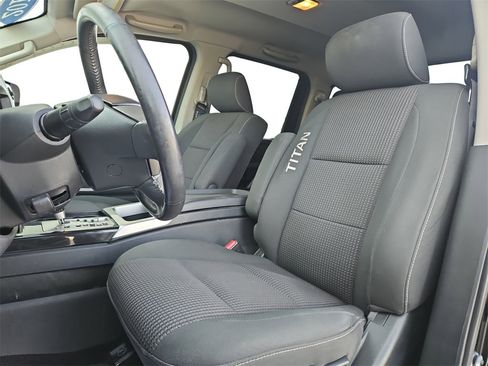 Used 2015 Nissan Titan PRO-4X image 27