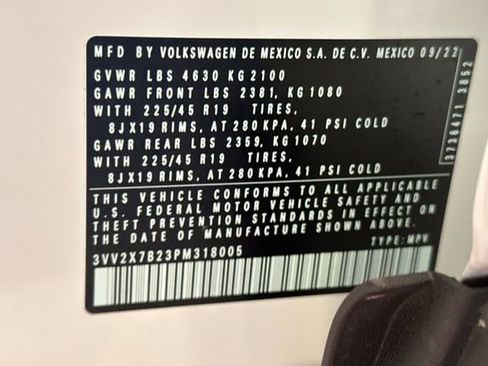 Used 2023 Volkswagen Taos SEL image 40