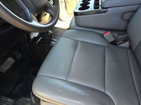 Used 2017 Chevrolet Silverado 2500 W/T AWD/4WD image 25