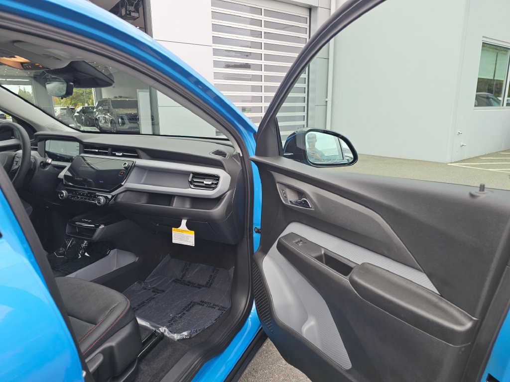 New 2027 Chevrolet Bolt RS w/ Technology Package FWD image 12