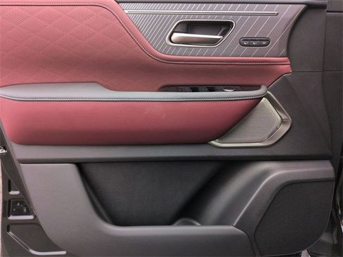 New 2026 INFINITI QX80 Autograph image 15