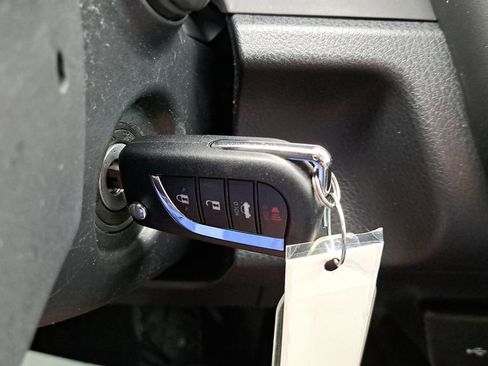 Used 2022 Toyota Camry LE image 27