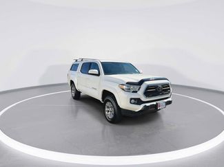 Certified 2018 Toyota Tacoma SR5 AWD/4WD video 2