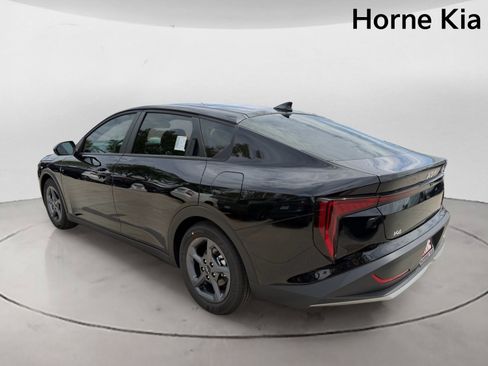 New 2026 Kia K4 FWD image 5