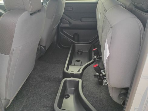 New 2026 Nissan Frontier SV w/ Tow Package image 24