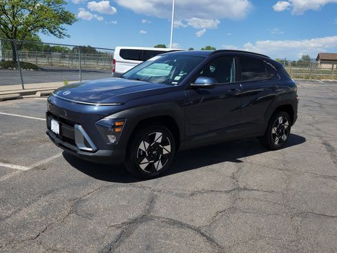 Used 2025 Hyundai Kona SEL AWD/4WD image 3