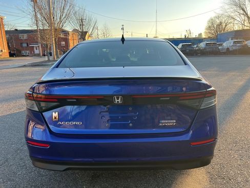 Used 2023 Honda Accord Sport image 4