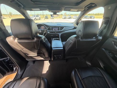 Used 2023 Buick Enclave Avenir FWD image 27