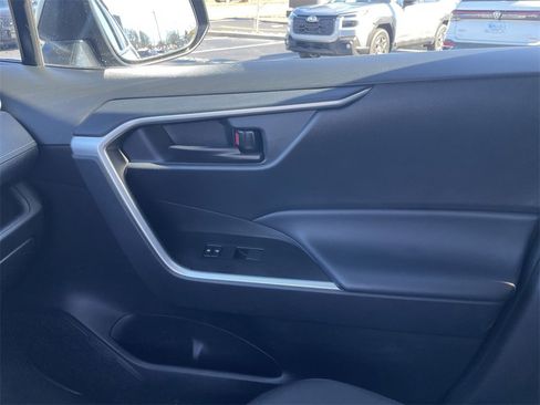 Used 2024 Toyota RAV4 LE image 20