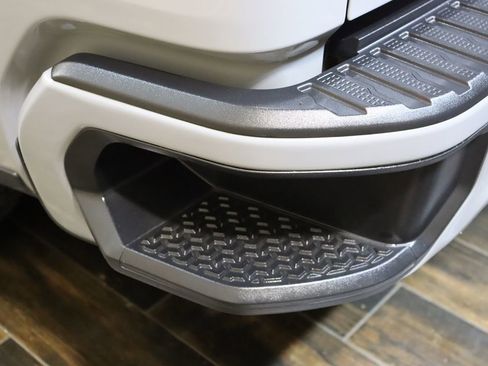 Used 2024 Chevrolet Silverado 1500 RST image 21