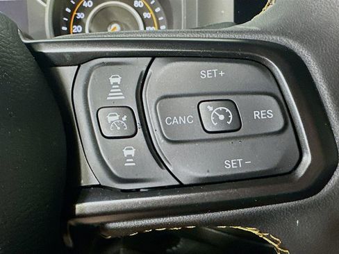 Used 2024 Jeep Wrangler Sport AWD/4WD image 21