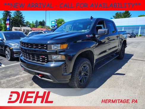 Used 2021 Chevrolet Silverado 1500 Custom Trail Boss w/ Midnight Edition AWD/4WD image 1