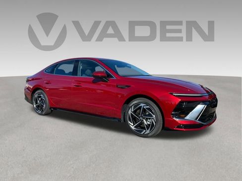 New 2026 Hyundai Sonata SEL FWD image 1