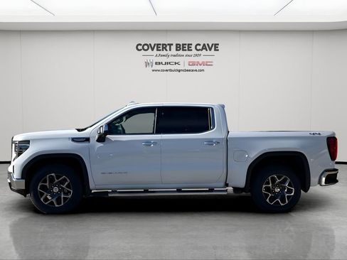 New 2026 GMC Sierra 1500 SLT image 5