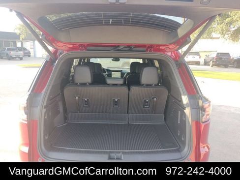 New 2026 GMC Acadia AT4 w/ LPO, Floor Liner Package AWD/4WD image 28