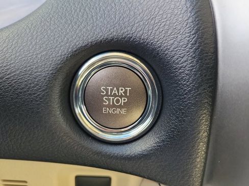 Used 2023 Lexus GX 460 Premium w/ Accessory Package image 30