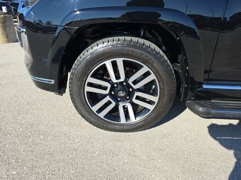Used 2021 Toyota 4Runner Limited image 9