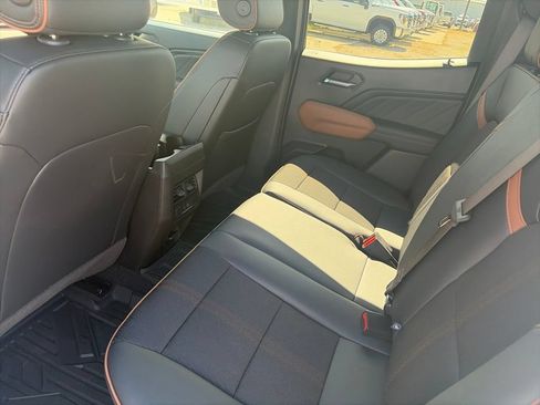 New 2026 GMC Canyon AT4 AWD/4WD image 11