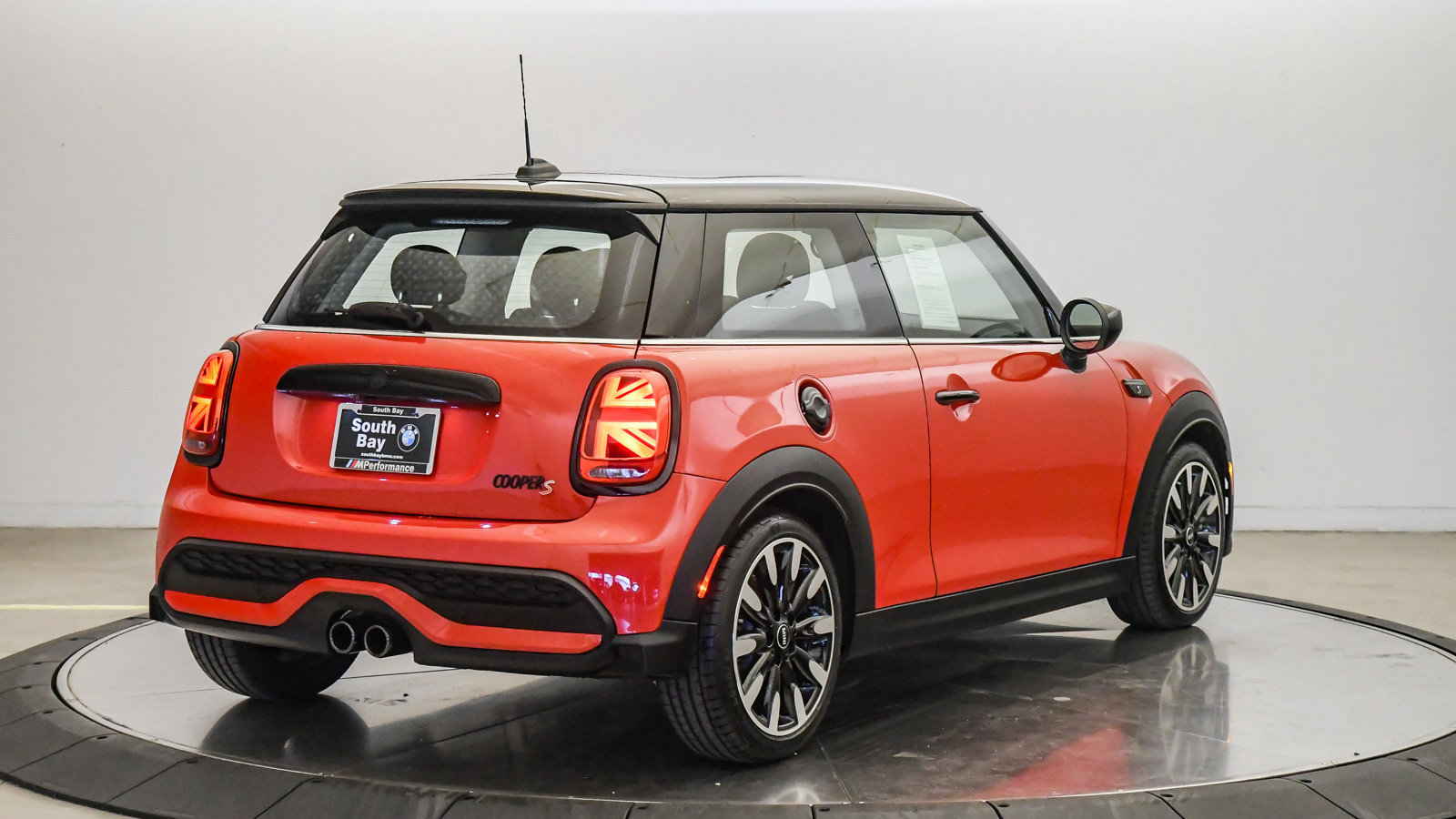 Used 2024 MINI Cooper S FWD image 4