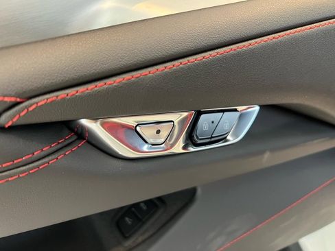 New 2026 Chevrolet Corvette E-Ray image 21