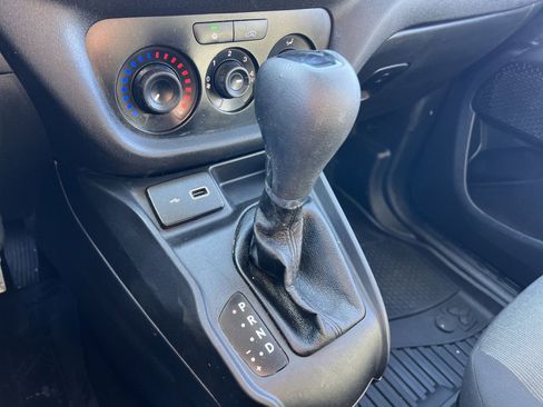 Used 2022 RAM ProMaster City Base w/ Lights & Wheels Group image 21