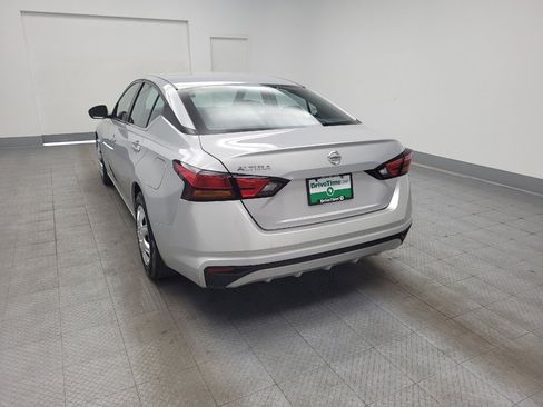 Used 2022 Nissan Altima 2.5 S FWD image 6