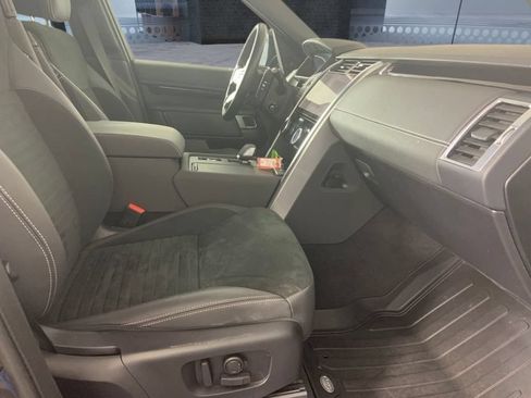 Used 2023 Land Rover Discovery S R-Dynamic AWD/4WD image 19