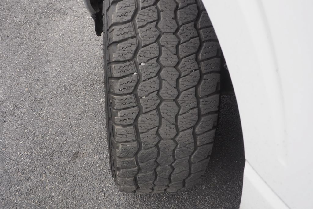 Used 2021 Ford F150 XLT w/ Equipment Group 301A Mid AWD/4WD image 10