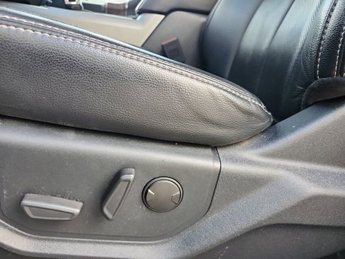 Used 2020 Ford F150 Lariat image 15