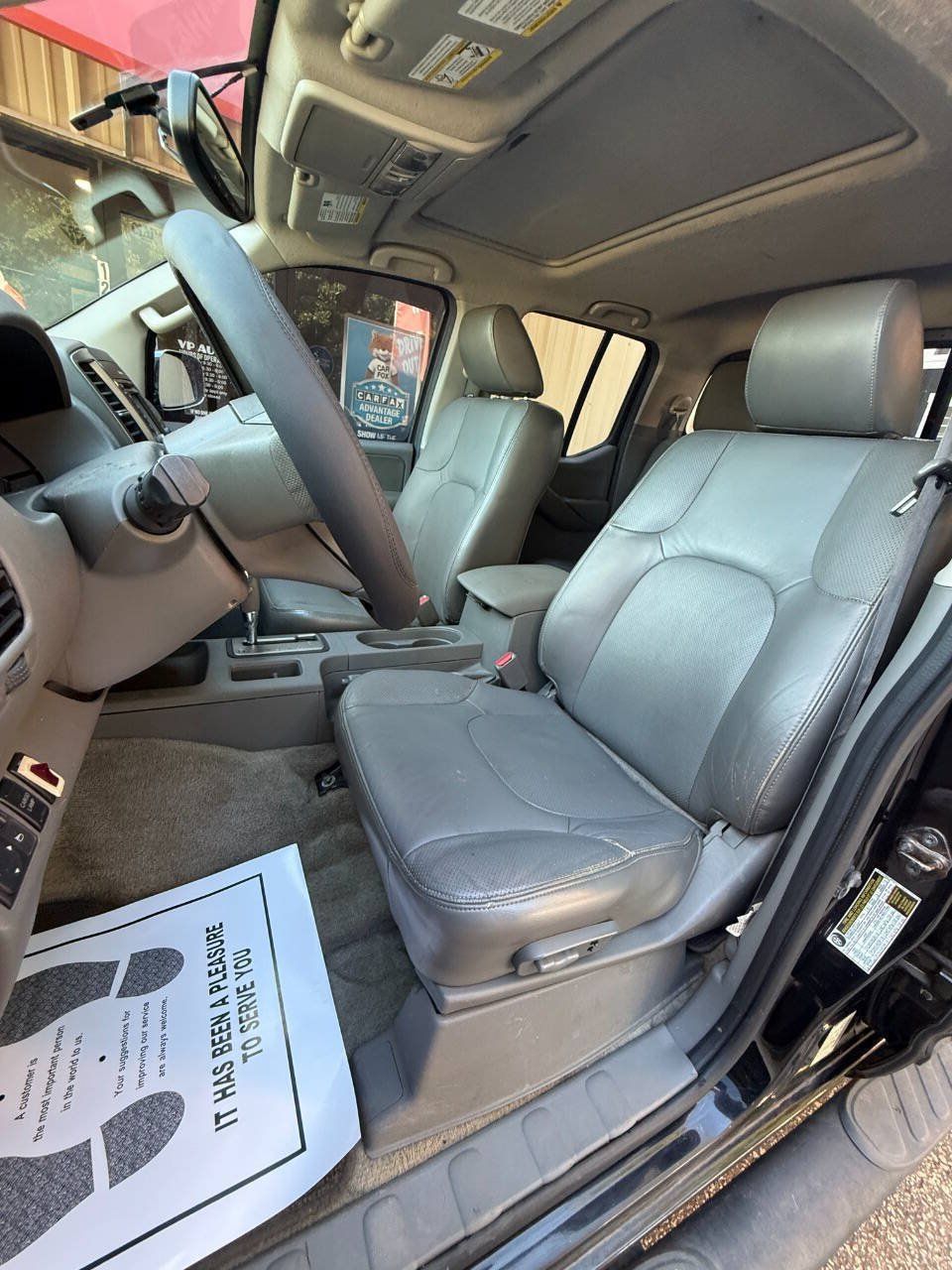 Used 2015 Nissan Frontier SL w/ Moonroof Package RWD image 15