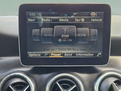 Used 2017 Mercedes-Benz CLA 250 image 19