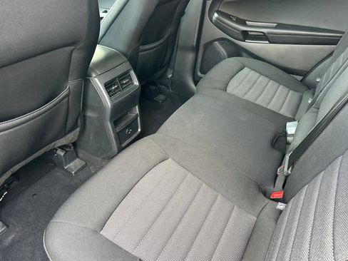 Certified 2021 Ford Edge SE FWD image 4