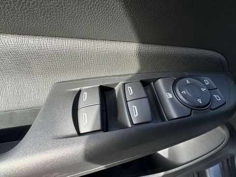 New 2026 Buick Envista Preferred FWD image 13