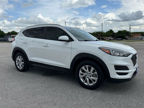 Used 2021 Hyundai Tucson Value FWD image 2