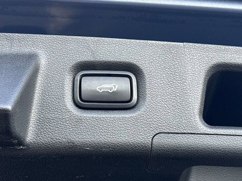 Used 2021 Hyundai Santa Fe SEL w/ Convenience + Premium Package image 10