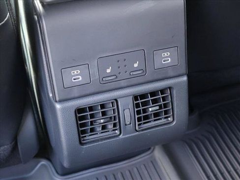 Certified 2024 Subaru Solterra AWD/4WD image 24