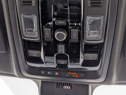 New 2026 GMC Yukon AT4 Ultimate AWD/4WD image 21